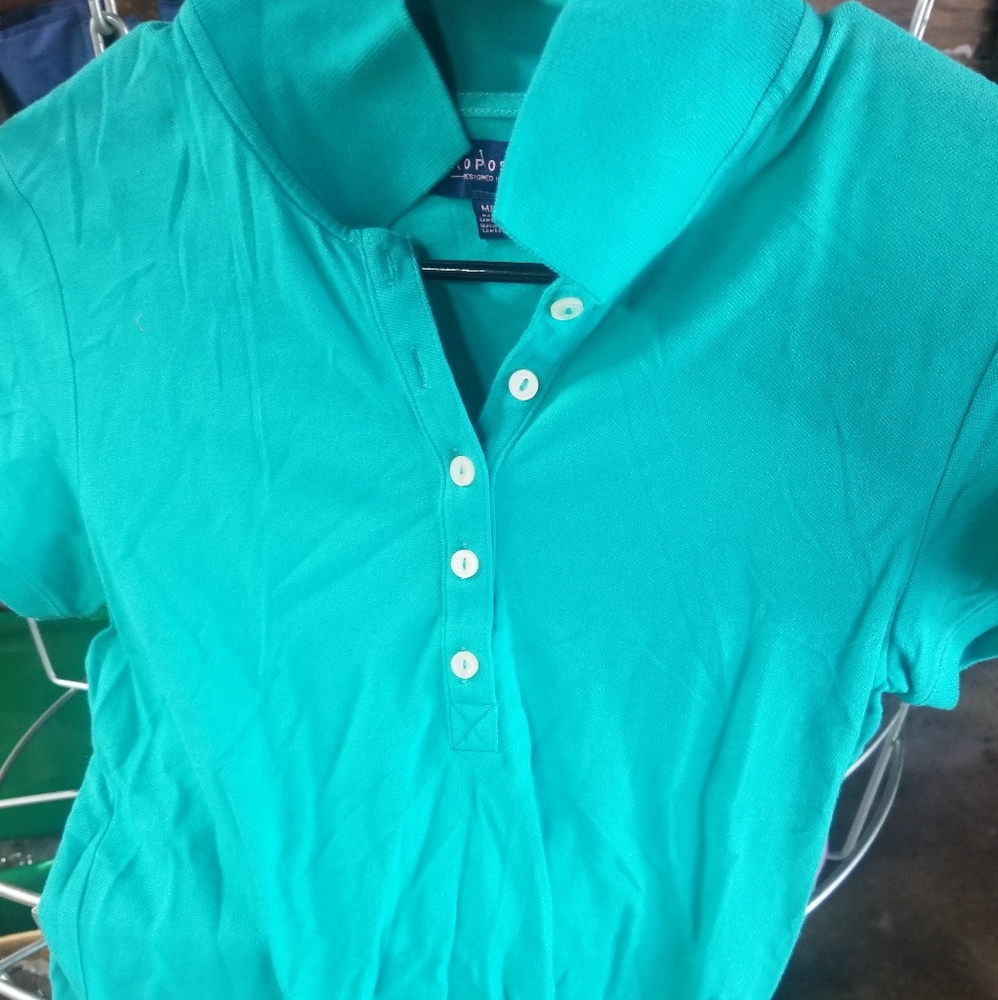 Medium green aeropostale